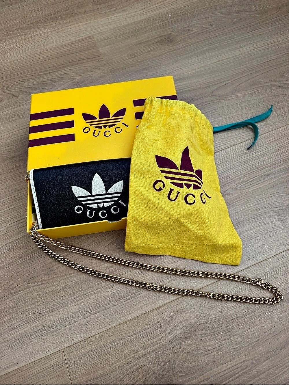 Gucci x adidas Wallet on Chain White & Yellow Shoulder Bag